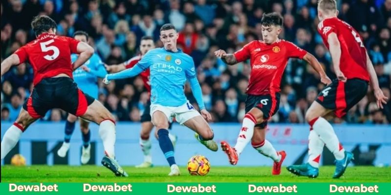 Những lần Derby Manchester bất phân thắng bại